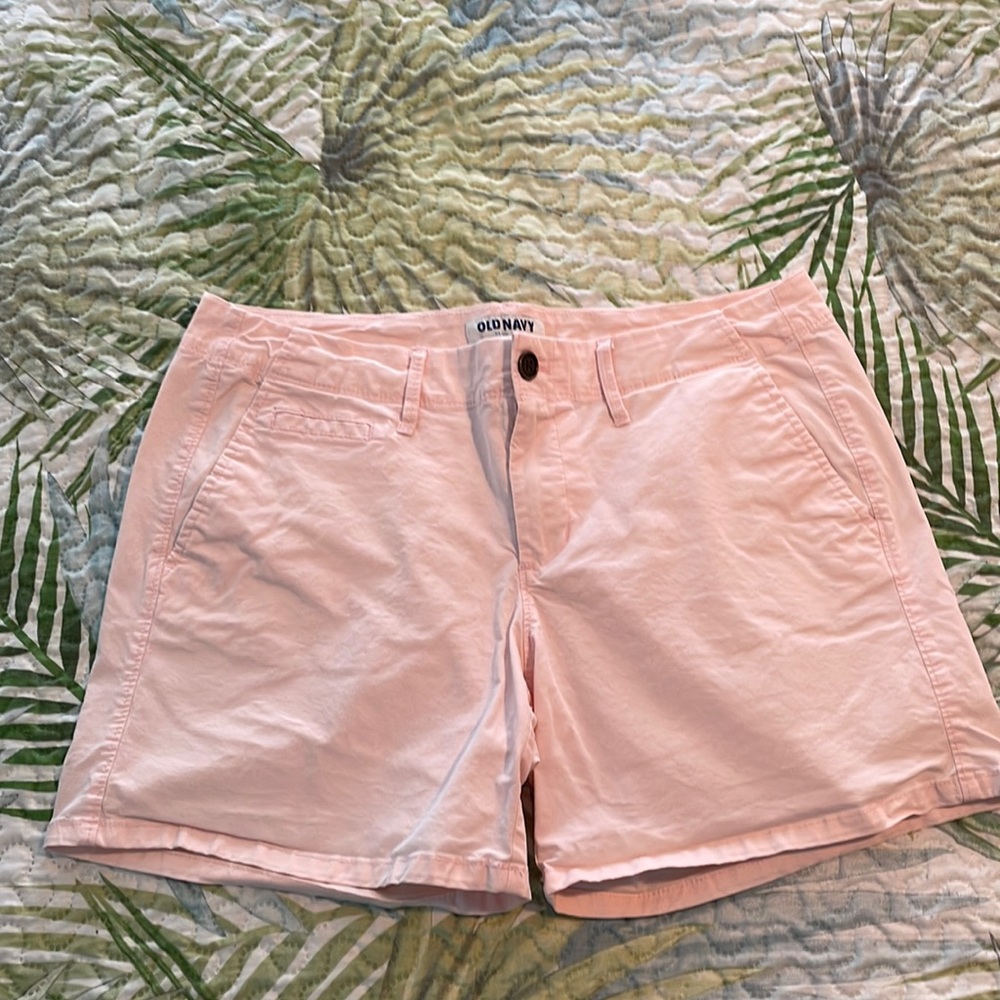 Old Navy pink shorts sz 8